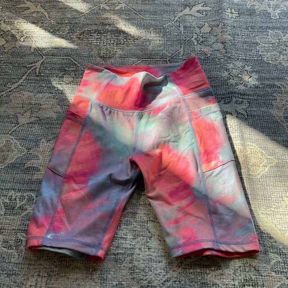 medium girls freefly shorts - Picture 11 of 13